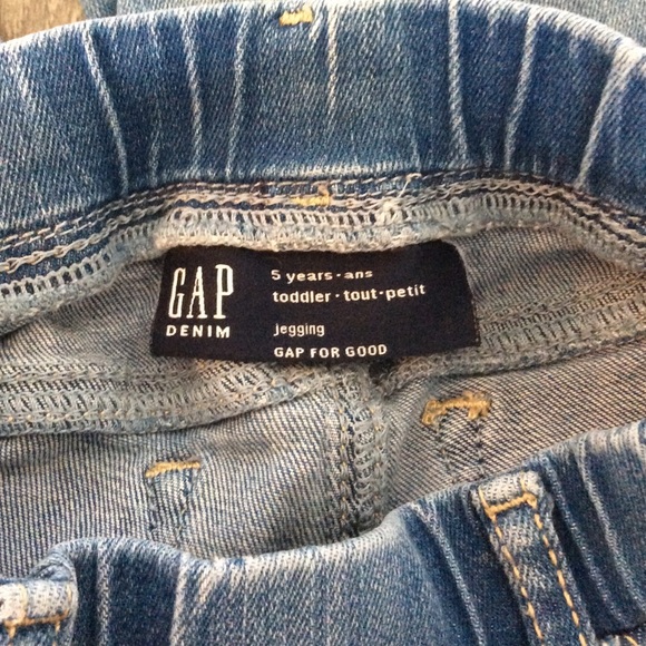 Gap distressed heart knee jeggings - Picture 3 of 4